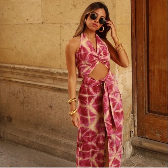 Zara Bloggers favorite pink tie dye cutout dress - Picture 4 of 8